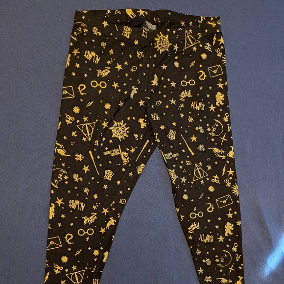 Torrid Harry Potter Leggings | Black & Gold Wizard Print | Size 1 (14/16) - Picture 1 of 5